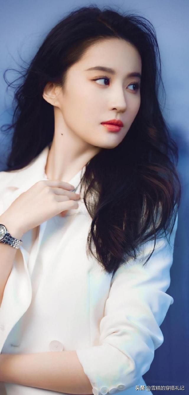 长脸适合什么短发，长脸男适合什么发型短发发型（选错了很容易显矮没气质）