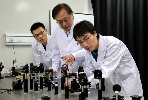 楼天城的人物经历，楼天城的人物经历和结局（他是美国两院院士、世界名校教授）