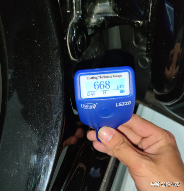 奔驰e300l新车报价2022款落地价，奔驰e300l新车报价2022款价格（报价32万的奔驰E300L眼都不眨就拿下）
