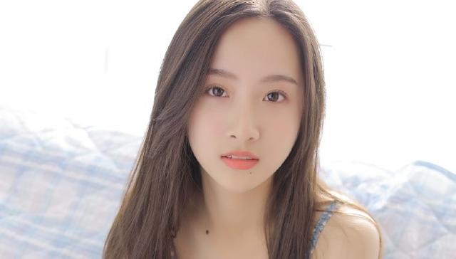 给女朋友的深夜情话，给女朋友的深夜情话长句（2022最新套路情话）