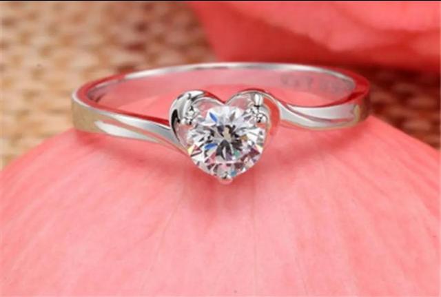 钻石戒指品牌排行榜前十名，钻石戒指品牌排行榜前十名价格（名列世界前十的昂贵钻戒）