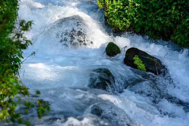 腾冲旅游攻略计划，腾冲旅游路线行程安排攻略（坐着公交游腾冲）