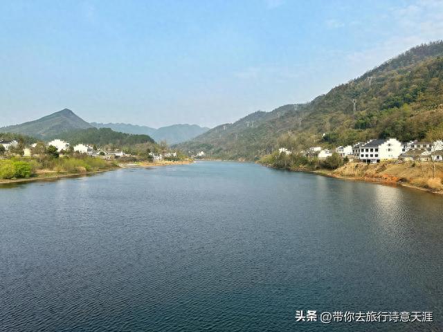桃花潭水深千尺，如今桃花潭景区的看点