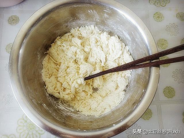 死面饼的做法大全，北方死面烙大饼的做法（这饼不用发面真省事）