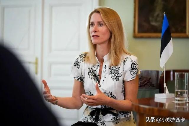 （她是世界首位女总理），（她是世界首位女总理（44岁当选史上第一位女总理）