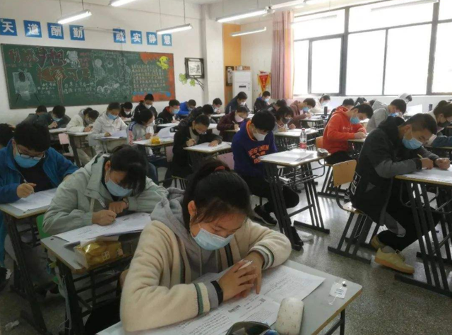 上海大学排名2013，2017年上海大学全国排名第58名（上海40所本科大学排名）