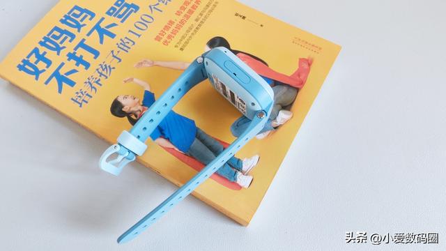 米兔儿童手表使用教程，米兔儿童手表怎么插卡（高清双摄、3D楼层定位）
