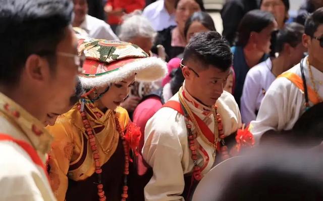 07年今年多大岁了，07年出生现在上初几（28岁追求14岁康巴少女）