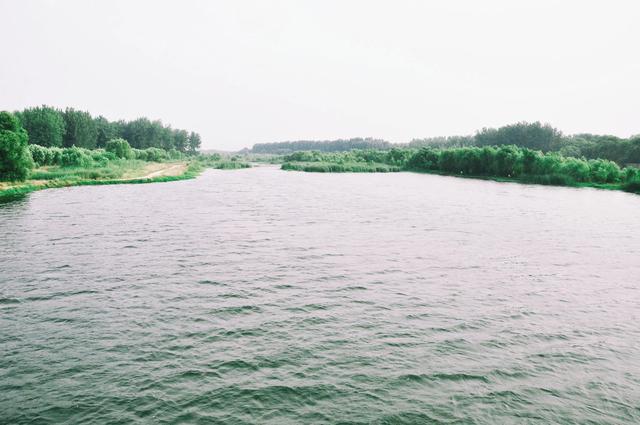 伊河水流入哪里，伊河流向哪里（伊河，流经龙门石窟的文明之流）