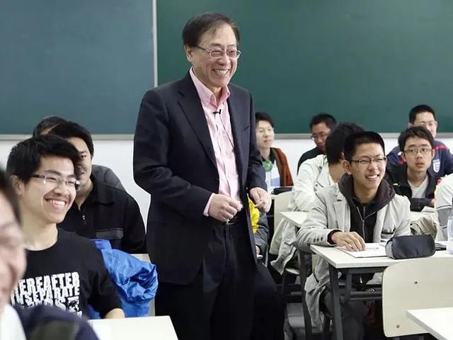 楼天城的人物经历，楼天城的人物经历和结局（他是美国两院院士、世界名校教授）