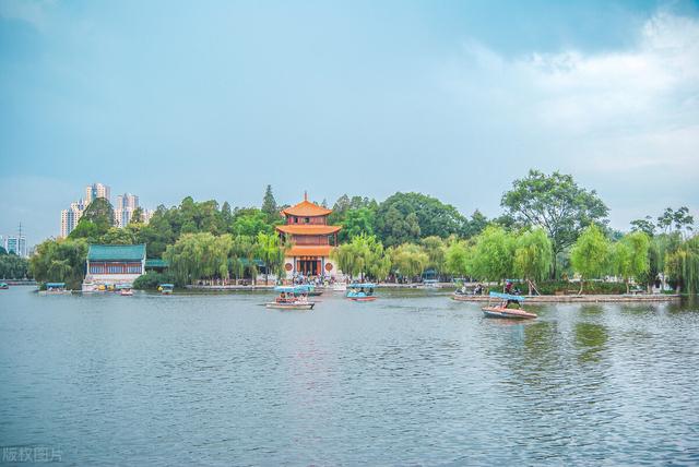 云南旅游景点大全，云南省各州市旅游景点大全（轻松玩转春城昆明）