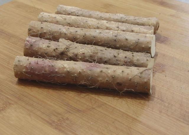 紫薯包和奶黄包的热量，紫薯豆包热量（掉秤“最快”的主食排行榜）