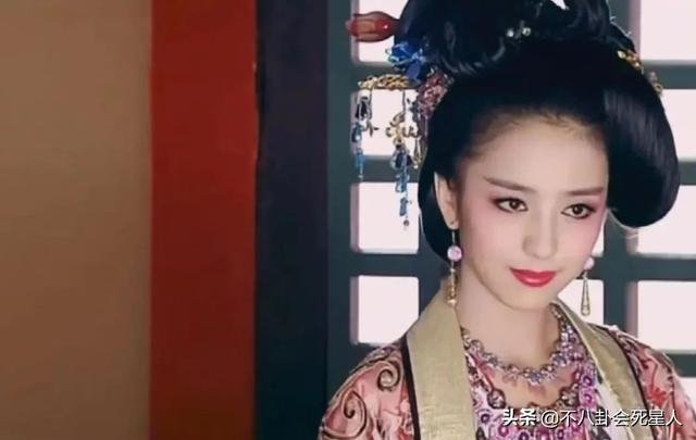 给顶级古装美人前十排名，刘亦菲第三，陈红第一