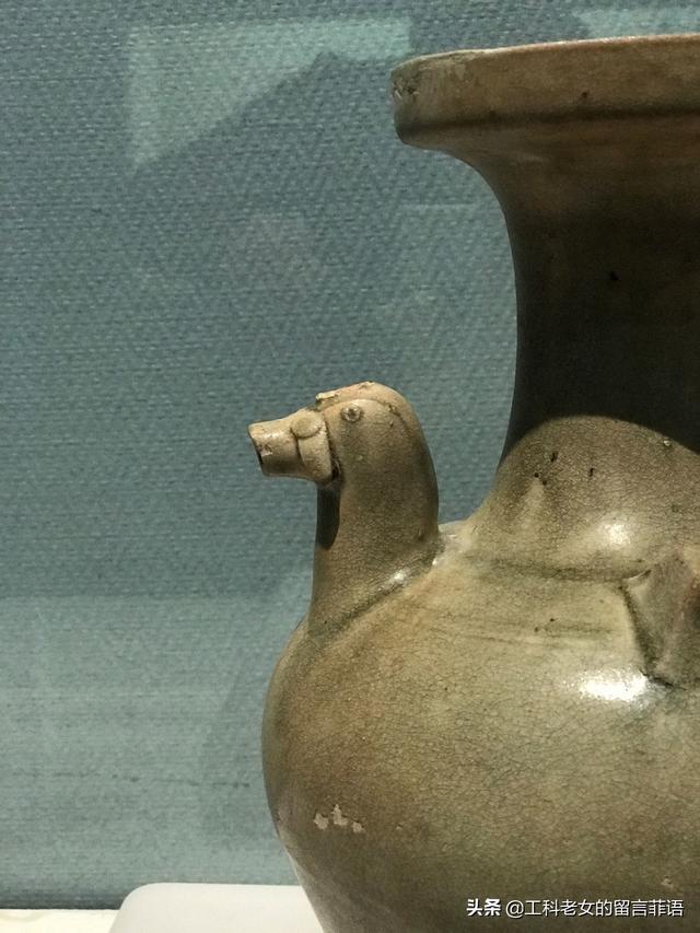 青瓷莲花尊是什么朝代的，青瓷莲花尊是什么朝代的瓷器（湖北省博：两晋和南朝时期）