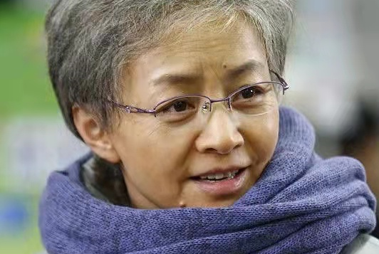 妈妈的花样年华演员表，妈妈的花样年华的演员（把宋丹丹周迅和吴谨言放一起对比）