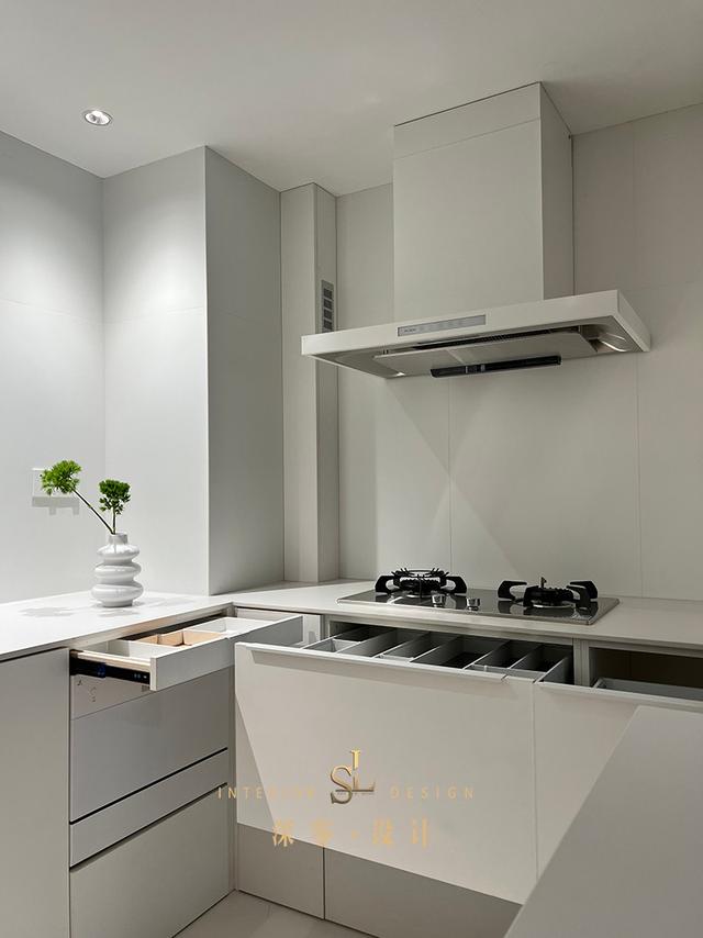 什么是超白玻，超白玻璃与白玻璃（只要你不一味坚持极简风）