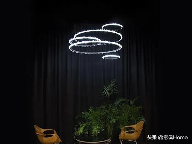 水晶吊灯品牌哪个是最好的水晶吊灯品牌排名，水晶吊灯品牌十大排名（用璀璨的水晶造心动的氛围）