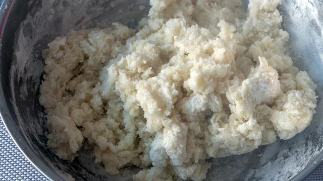 年夜饭怎么做炸货，过年吃的炸货（8道过年必备炸货）