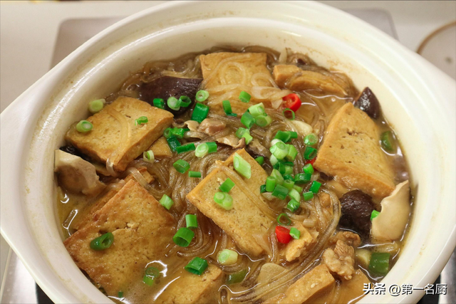 冬天适合吃什么菜，冬季吃什么菜最好（冬天饮食有讲究）