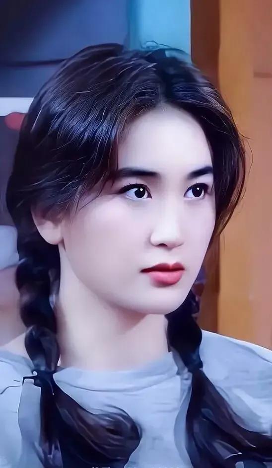 温碧霞年轻的时候有多美，温碧霞年轻时有多美