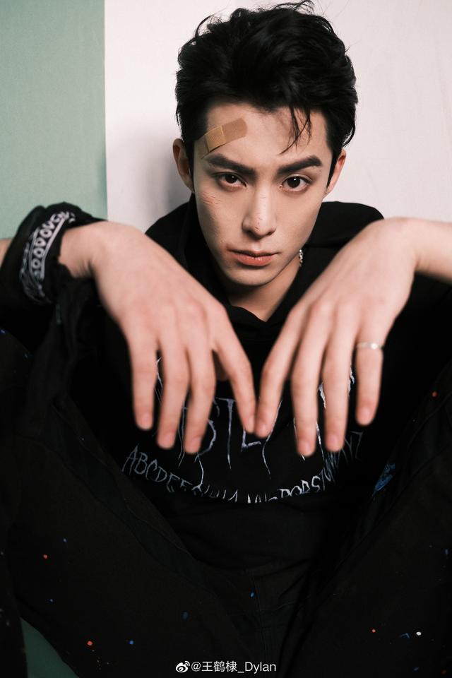 王鹤棣身高多少，王鹤棣身高（说他长得不好看我第一个反对）