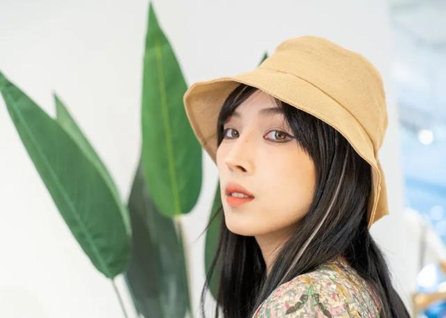 暇步士女鞋价格表，暇步士女鞋价格表和图片（贵友给你夏日不宅家的理由）