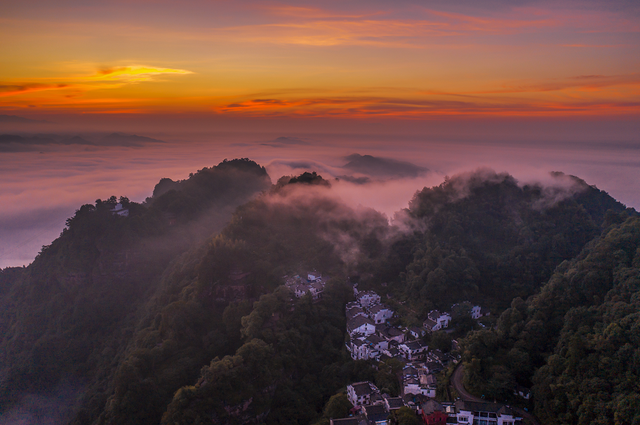 齐云山门票，齐山风景区门票多少（齐云山面向全国中/高考学子免门票）