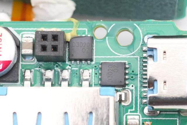 如何检测移动电源的容量，怎么测量移动电源电池容量（兼具小体积与10000mAh大容量）