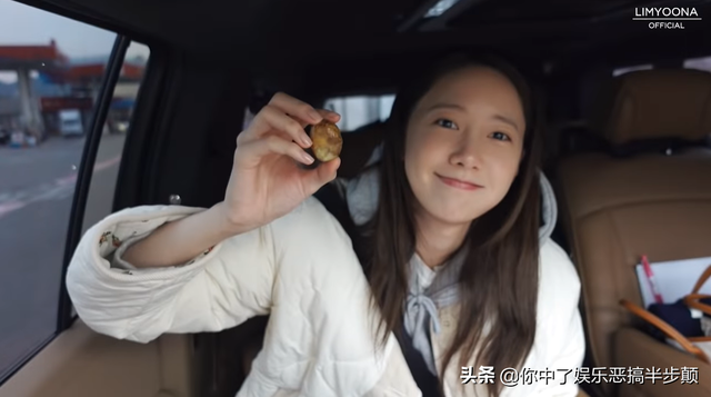林允儿去剧组拍戏竟然无人认出？助理笑言：是不是因为你素颜啊