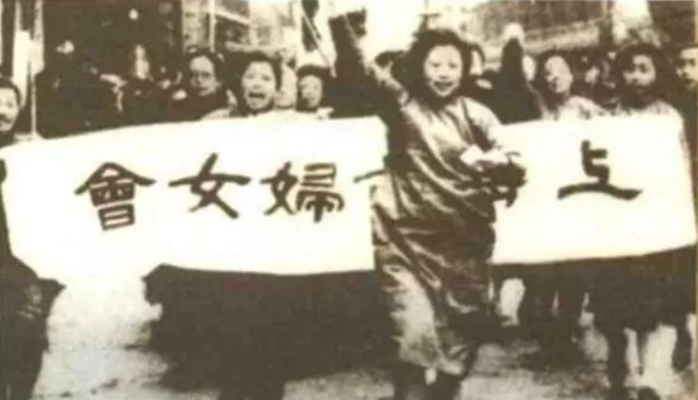 妇女节是不是女神节，妇女节是女神节吗（ 女性群体的道路，任重而道远）