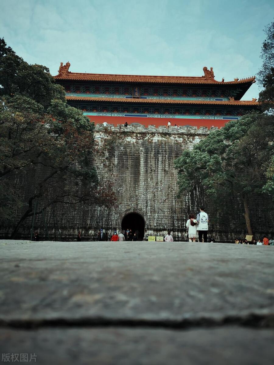明太祖朱元璋的家法与国法（《皇明祖训》的内容）