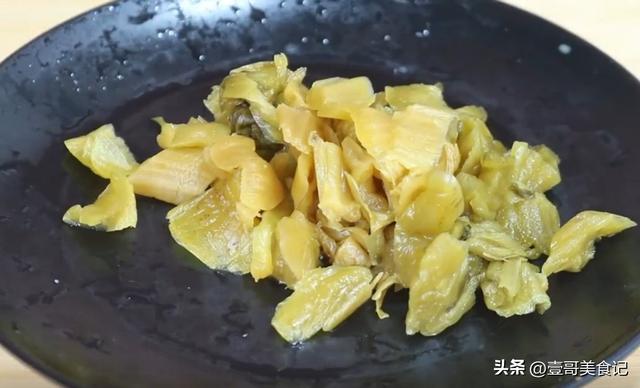 酸菜做什么菜好吃，好吃的酸菜做法大全家常菜（酸菜最好吃的做法）