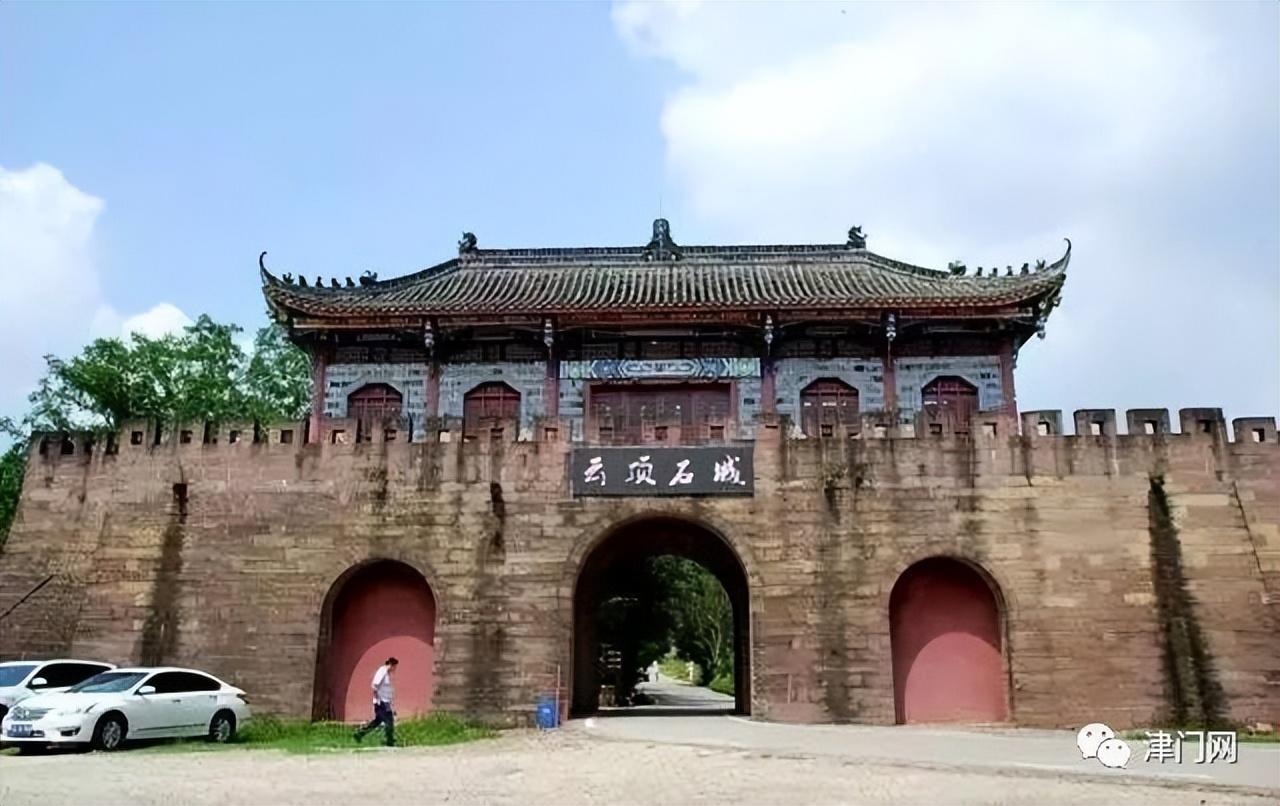 成都附近一日游最佳景点推荐，成都一日游景点推荐（成都周边一日游拍照景点推荐）