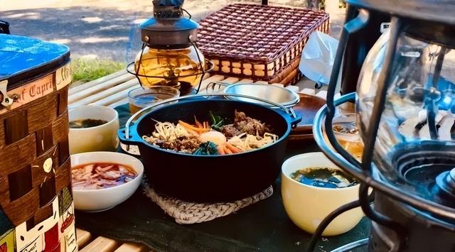 野营需要准备的物品，户外露营需要准备的东西（到底要带多少东西才算足够）