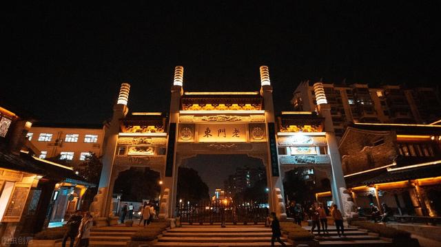 南京晚上哪里好玩的景点，上海旅游景点哪里好玩（共赴2022南京中秋佳节）