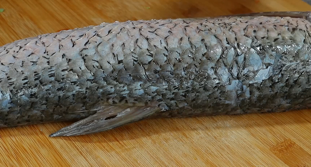 草鱼怎么做好吃，家常大草鱼怎么做好吃又简单（爱吃草鱼要收藏了）