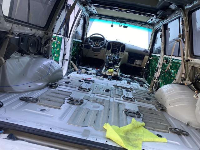 油压减震器，减震器原理图（搞来一辆“破烂不堪”的04年LC100）