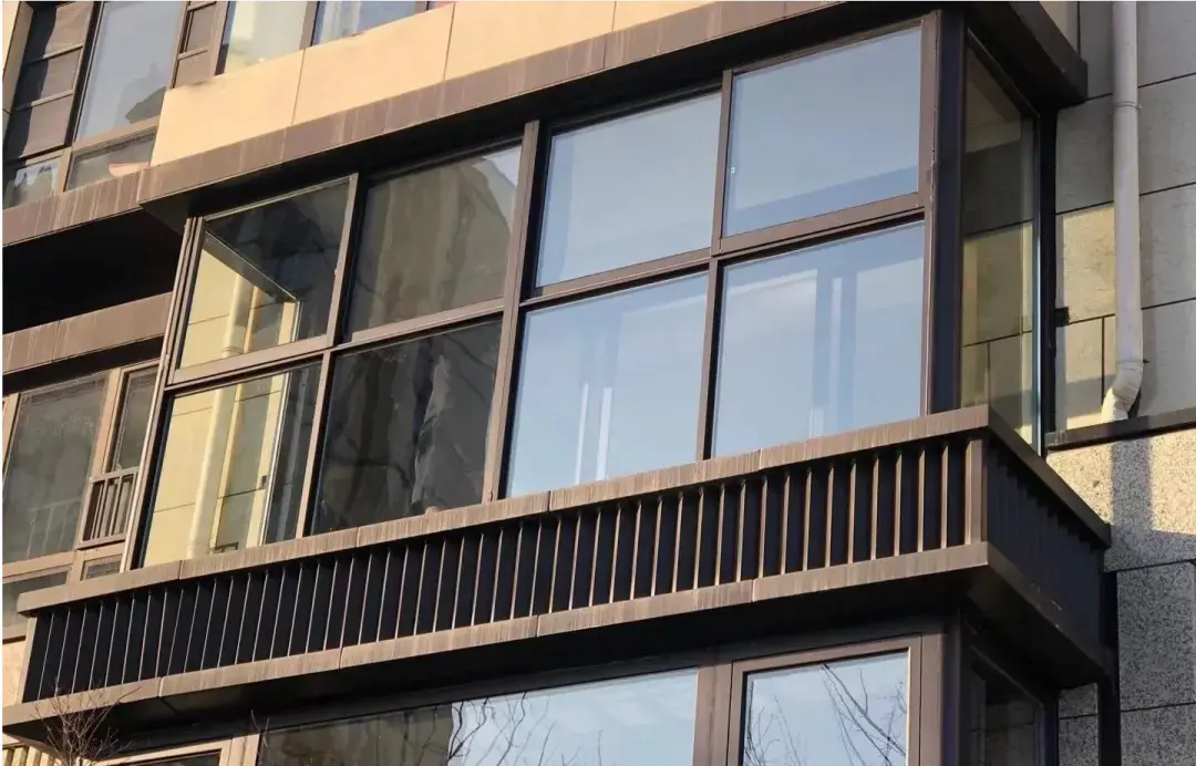 5+20+5中空玻璃安全吗，5+22+5中空玻璃安全吗（每天一个案例分享丨封阳台选好窗）