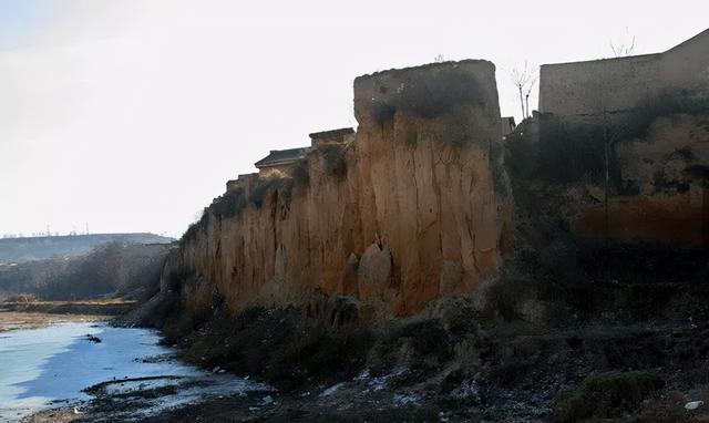 失空斩是什么意思，失空斩经典唱段歌词（马谡丢的那个街亭）