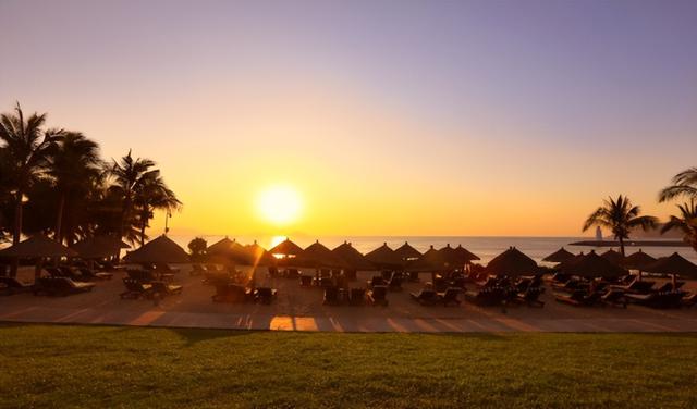 蜈支洲岛旅游攻略，蜈支洲岛旅游攻略怎么去多少门票（蜈支洲岛攻略——带你去找夜生活）