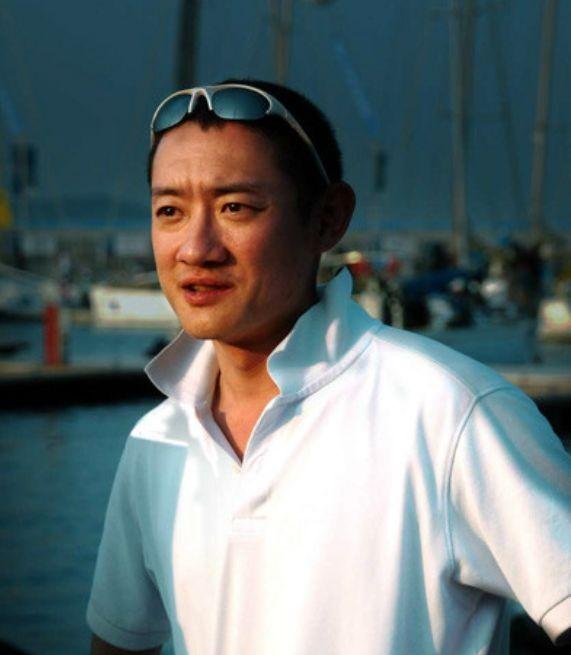 向华胜第一任老婆，向华胜：曾独宠张敏9年