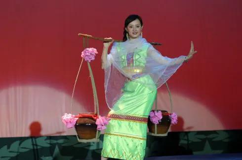 安家孙俪有几岁，我真是羡慕了。40多岁又如何