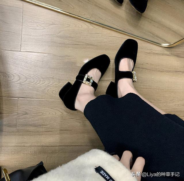 女生没有脚脖子是什么意思，今春这双鞋火了（女性没有脚脖子）