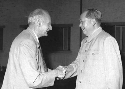 唐山大地震死了多少人，唐山大地震是哪一年是鼠年吗_唐山大地震是哪一年一共死了多少人（唐山大地震毛主席为何流泪）