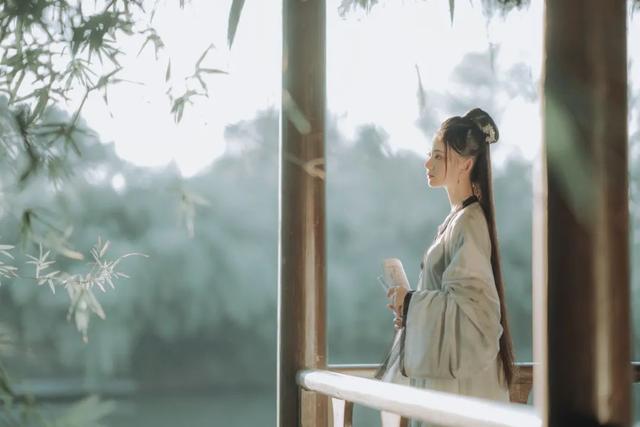 伤心图片带字的，生活说说很现实的说说带图片带字（平常读遍伤心句）