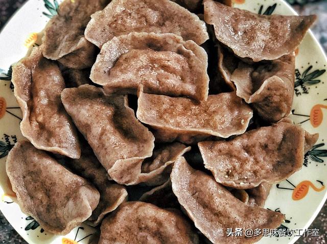 鸡蛋素饺子馅有哪些，胡萝卜素三鲜饺子（教你10种素馅饺子的做法）