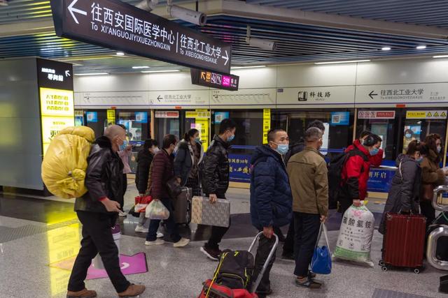 地铁上可以带酒吗,杭州地铁可以带酒吗(能带白酒坐地铁吗) 地铁上可以带酒吗,杭州地铁可以带酒吗(能带白酒坐地铁吗)