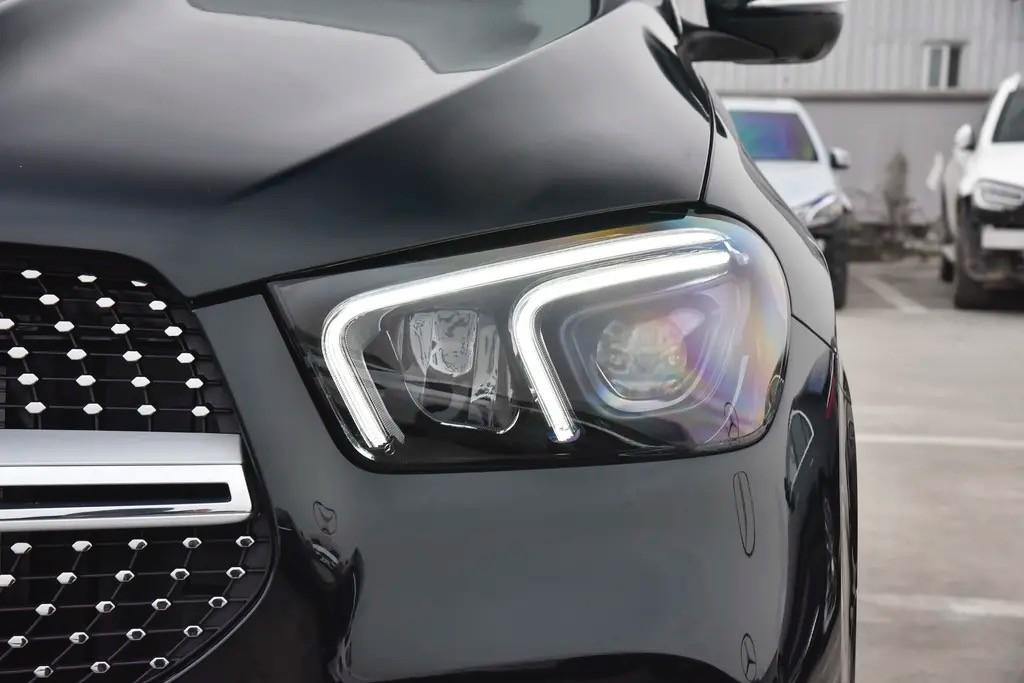 大奔suv(大奔驰suv价格)