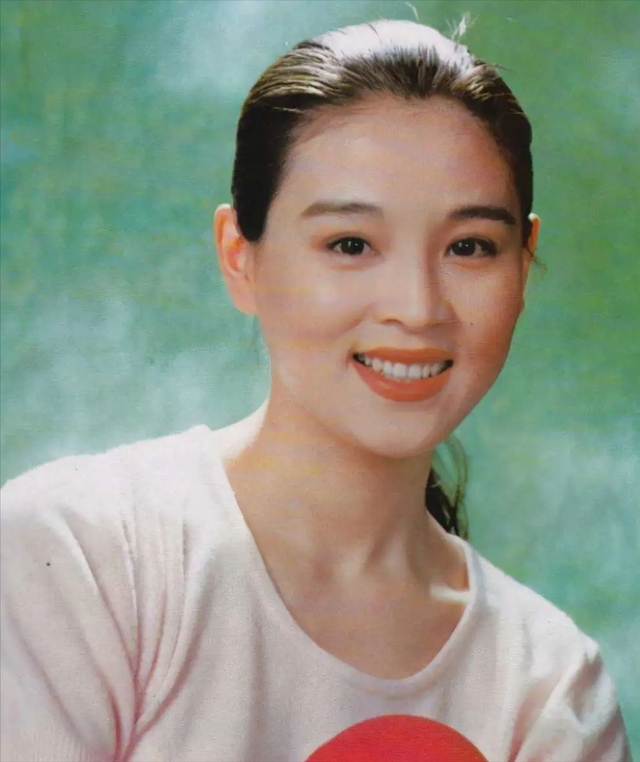 陪读妈妈演员表，陪读妈妈主角是谁演的（曾惊艳一个时代的11位女星现状）