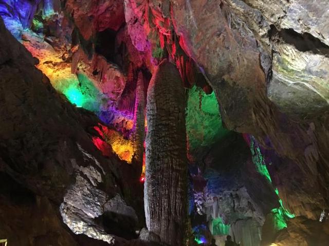 三峡大坝旅游景点门票多少钱，三峡大坝门票价格（小长假湖北省内自驾游去哪好玩）